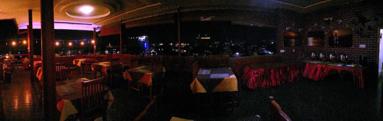 ניאונגשווה Inle Star Hotel מראה חיצוני תמונה