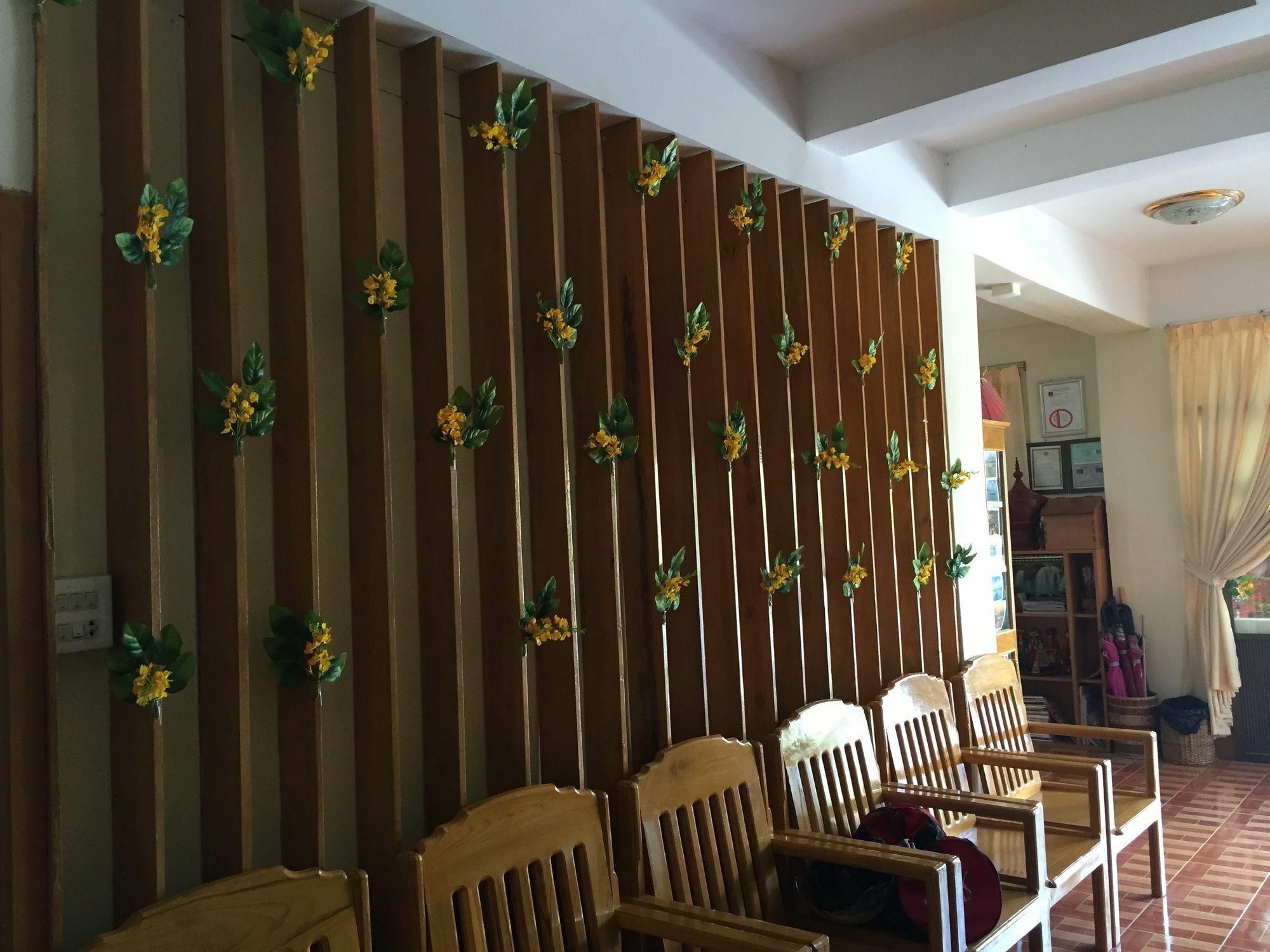 ניאונגשווה Inle Star Hotel מראה חיצוני תמונה