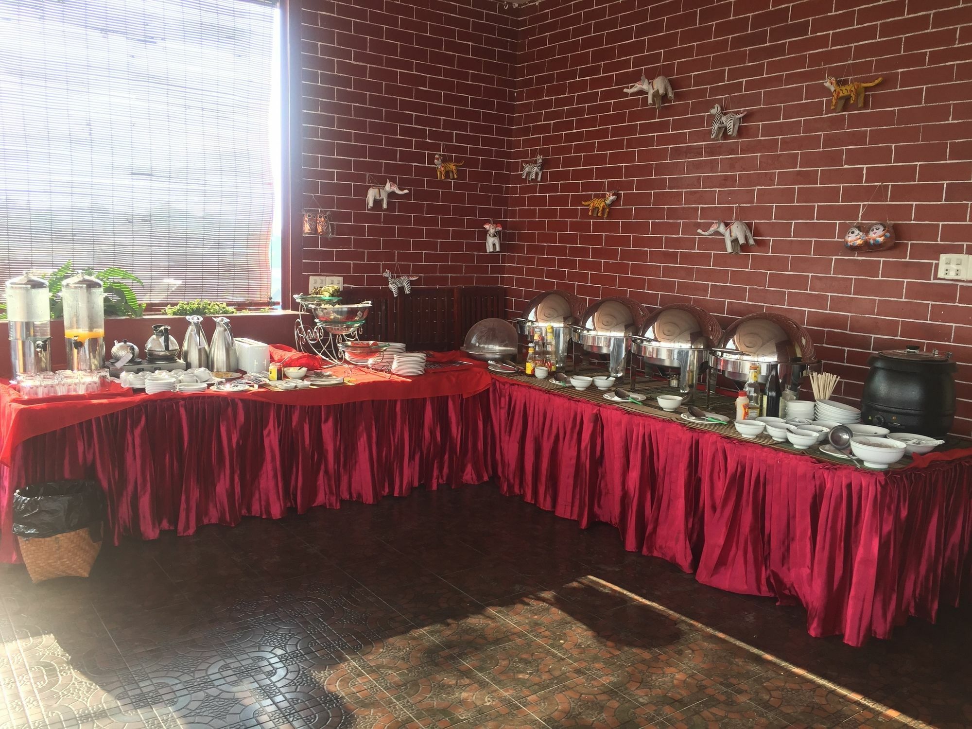 ניאונגשווה Inle Star Hotel מראה חיצוני תמונה